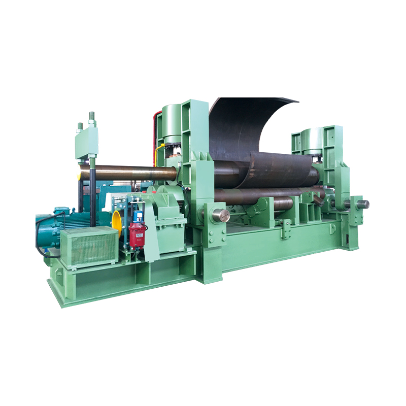 Three-cylindro laminam tendentes machinam